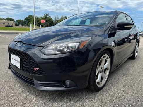 Used 2013 Ford Focus ST FWD image 36