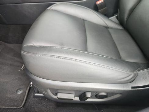 Used 2025 MAZDA CX-30 AWD 2.5 S w/ Preferred Package image 18