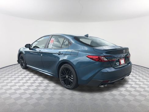 New 2026 Toyota Camry SE FWD image 5