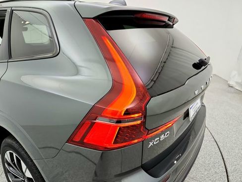New 2026 Volvo XC60 B5 Ultra w/ Climate Package image 19