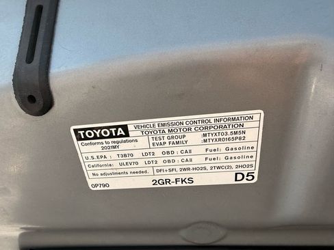 Used 2021 Toyota Tacoma SR5 w/ Trail Edition image 29
