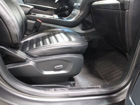 Used 2019 Ford Edge SEL w/ Equipment Group 201A image 25