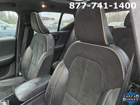 Used 2021 Volvo XC40 T5 R-Design w/ Climate Package image 14