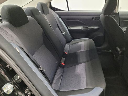 Used 2025 Nissan Versa SV FWD image 19