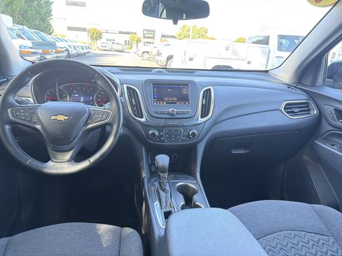 Used 2024 Chevrolet Equinox LT AWD/4WD image 27