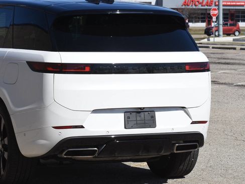 Used 2024 Land Rover Range Rover Sport Autobiography image 18