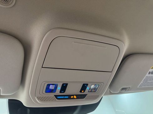 Used 2023 Ford Explorer XLT w/ Equipment Group 202A image 87