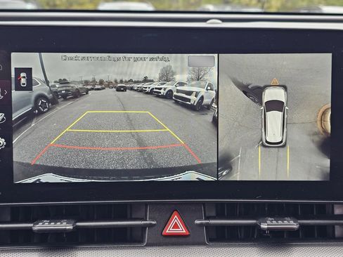 Used 2023 Kia Sportage SX image 31