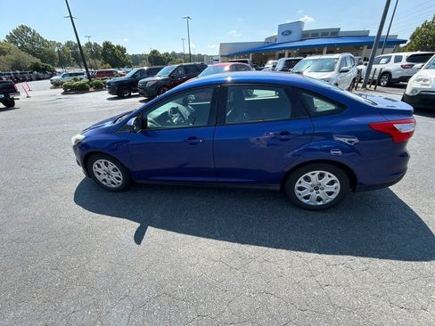 Used 2012 Ford Focus SE FWD image 15