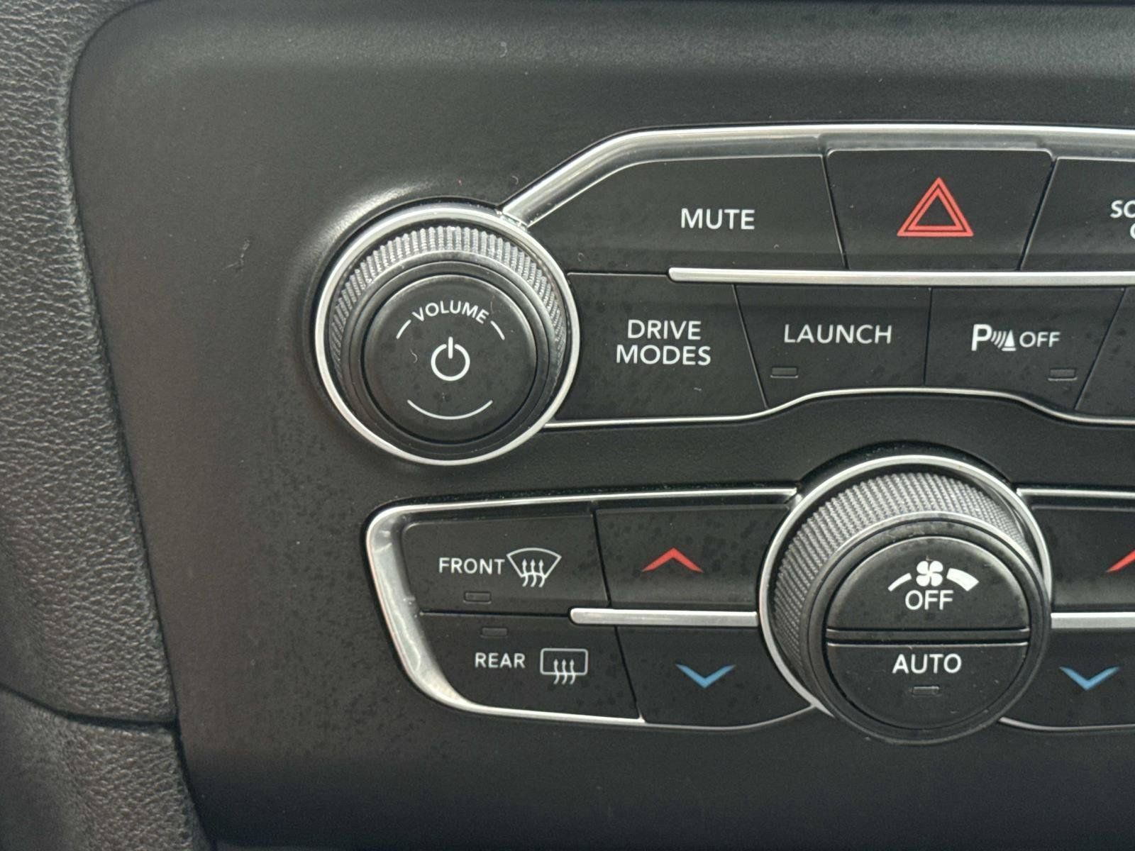 Used 2023 Dodge Charger Scat Pack w/ Navigation & Travel Group RWD image 25