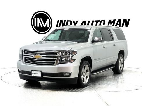 Used 2020 Chevrolet Suburban Premier image 8