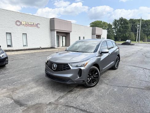 Used 2025 Acura RDX SH-AWD image 2