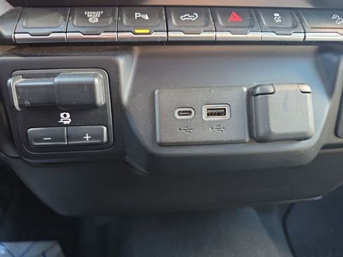 Used 2022 Chevrolet Silverado 2500 LT w/ All Star Edition image 30