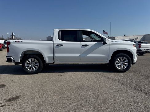 Used 2022 Chevrolet Silverado 1500 Custom w/ Safety Confidence Package image 7