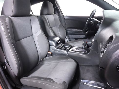 Used 2016 Dodge Charger R/T w/ Blacktop Package image 36