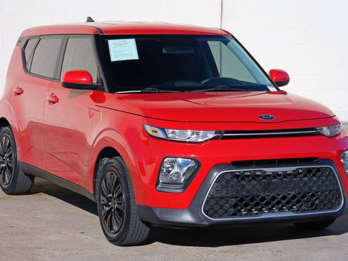 Used 2021 Kia Soul LX FWD image 45