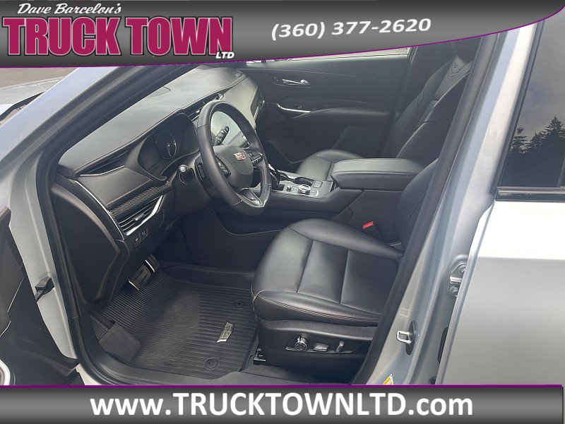 Used 2021 Cadillac XT4 Sport AWD/4WD image 9