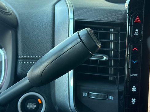 New 2026 RAM 3500 Laramie AWD/4WD image 20