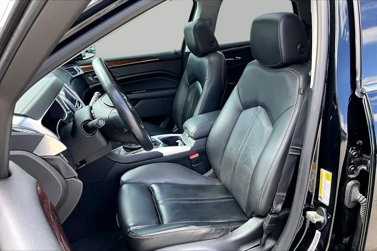 Used 2015 Cadillac SRX Luxury FWD image 8