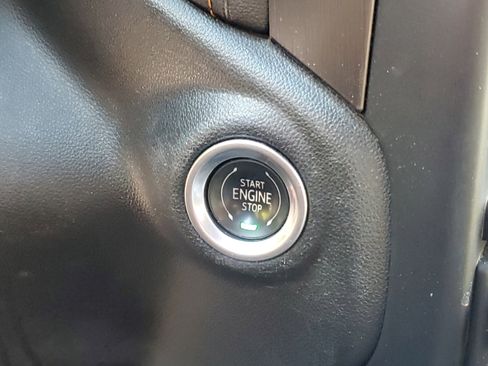 Used 2021 GMC Sierra 2500 AT4 image 21