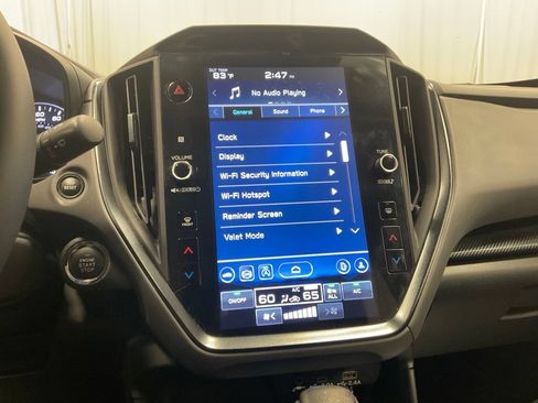 Used 2024 Subaru Crosstrek 2.5i Limited w/ Crosstrek Mirror Package AWD/4WD image 16