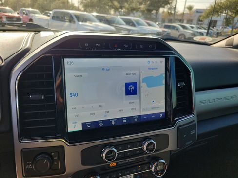 Certified 2022 Ford F350 Lariat w/ Black Appearance Package image 17