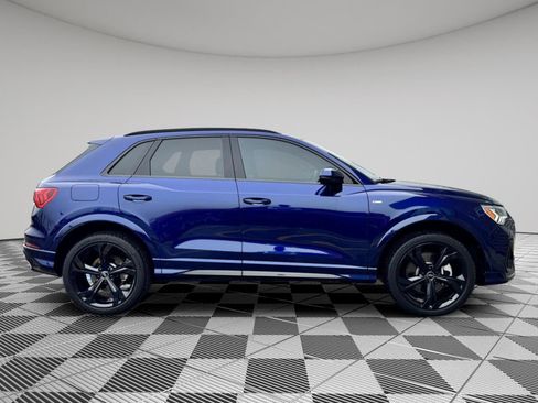 Certified 2023 Audi Q3 2.0T Premium Plus w/ Premium Plus Package image 4