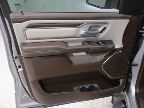 Used 2025 RAM 1500 Laramie AWD/4WD image 14