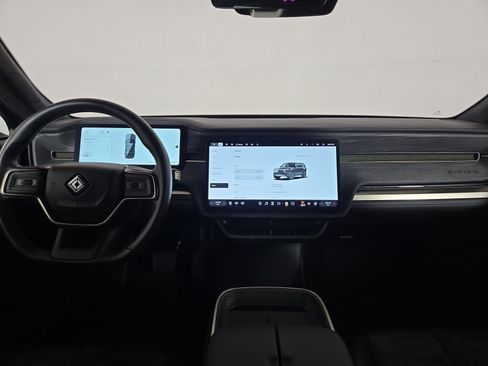 Used 2025 Rivian R1S Adventure AWD/4WD image 27