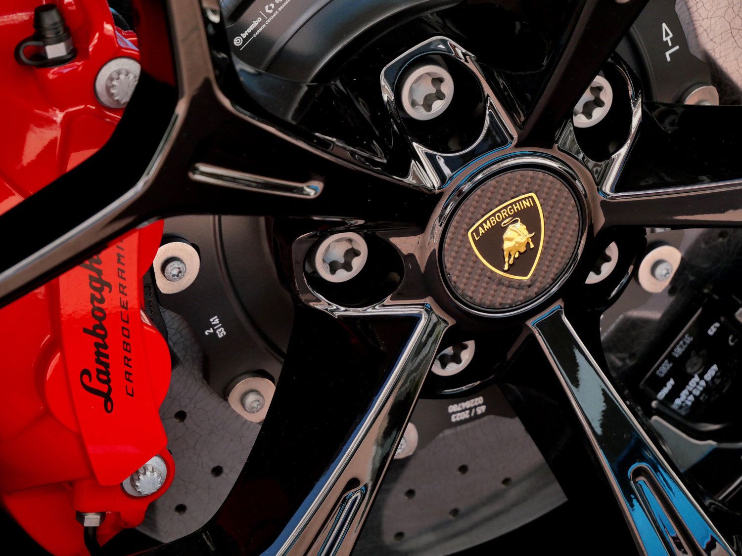 Used 2024 Lamborghini Revuelto AWD/4WD image 23