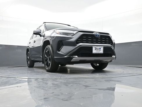 Certified 2024 Toyota RAV4 SE image 29