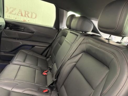Used 2024 Lincoln Nautilus Premier w/ Jet Appearance Package image 13