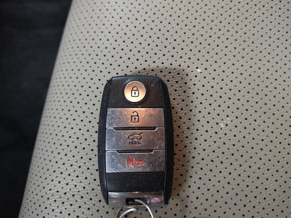 Used 2020 Kia Sportage EX FWD image 32
