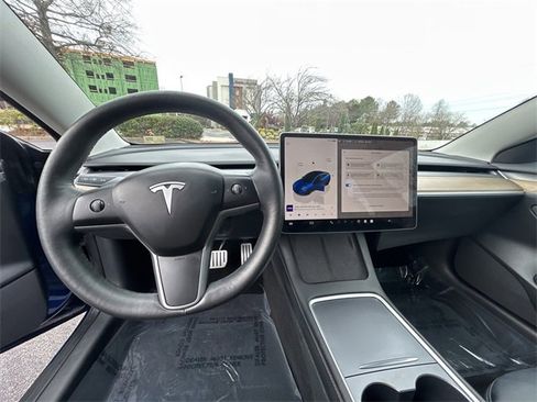 Used 2023 Tesla Model 3 Performance image 25