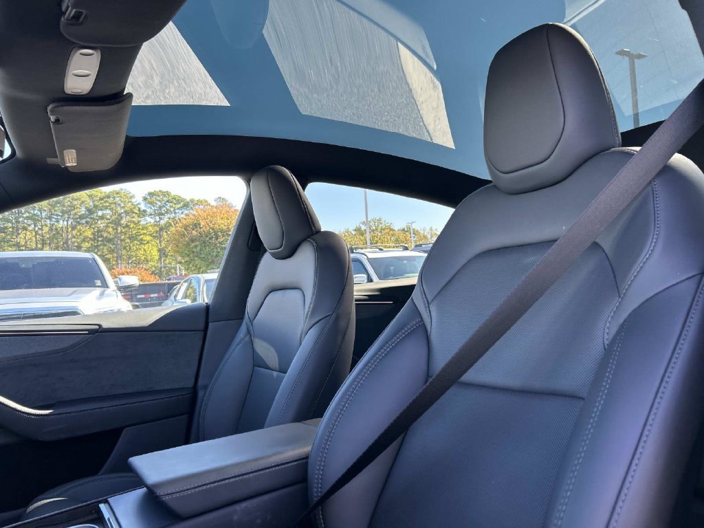 Used 2026 Tesla Model Y Long Range AWD/4WD image 28
