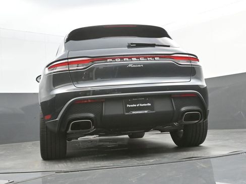 New 2026 Porsche Macan image 38