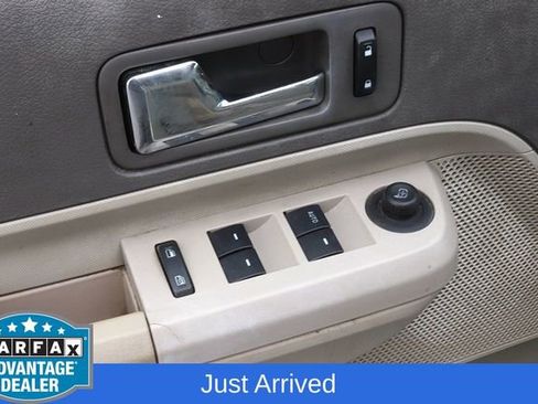 Used 2010 Ford Edge SEL image 11