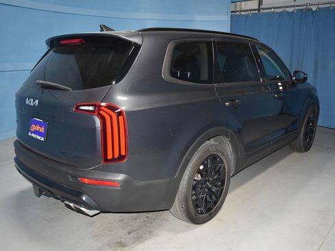 Used 2022 Kia Telluride SX w/ SX Prestige Package image 23