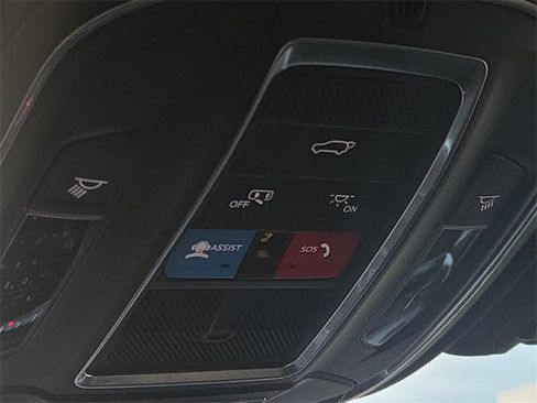 Used 2021 Jeep Grand Cherokee L Laredo image 26