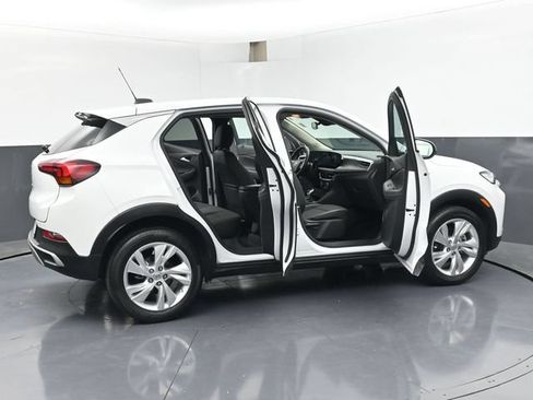 Used 2024 Buick Encore GX Preferred FWD image 47