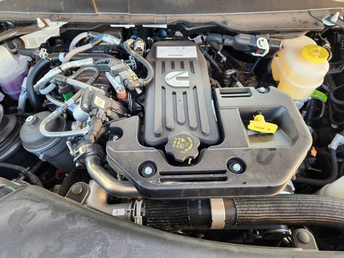 New 2026 RAM 3500 Limited image 24