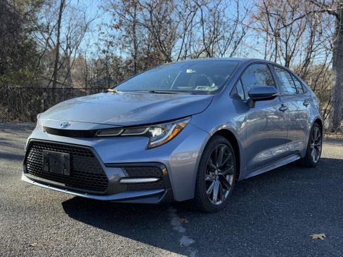 Used 2021 Toyota Corolla SE image 1