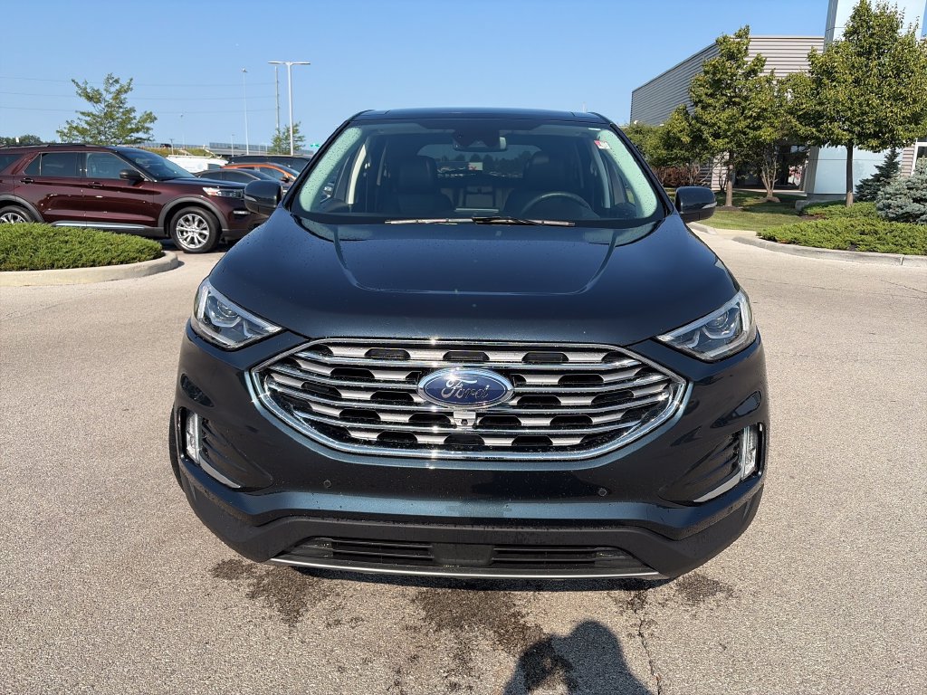 Used 2023 Ford Edge Titanium w/ Equipment Group 301A AWD/4WD image 2