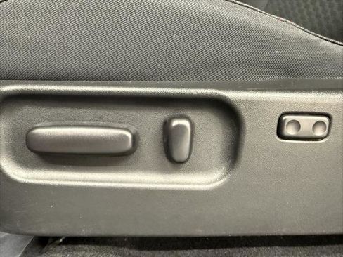 Certified 2022 Toyota Tacoma SR5 image 17