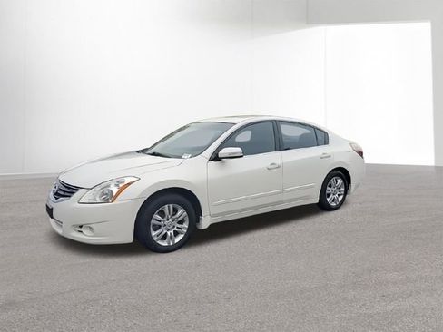 Used 2012 Nissan Altima 2.5 SL w/ 2.5SL Pkg FWD image 5