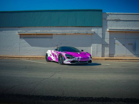 Used 2018 McLaren 720S RWD image 28
