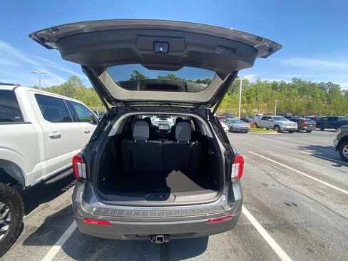 New 2026 Ford Explorer Active image 25