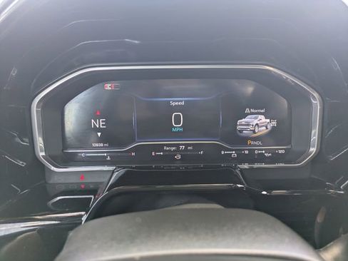 Used 2024 Chevrolet Silverado 1500 RST image 32