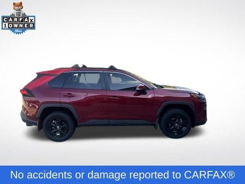 Used 2025 Toyota RAV4 XLE FWD image 2