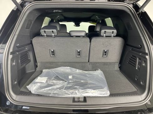 New 2026 Chevrolet Traverse High Country AWD/4WD image 11